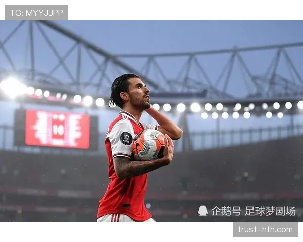 穆罕默德·库杜斯在英超赛季中表现稳健，备受外界关注