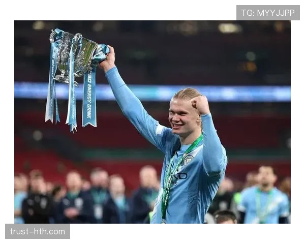 曼城围绕哈兰德猛攻，体系简化趋势显现，赛季表现稳定性面临考验